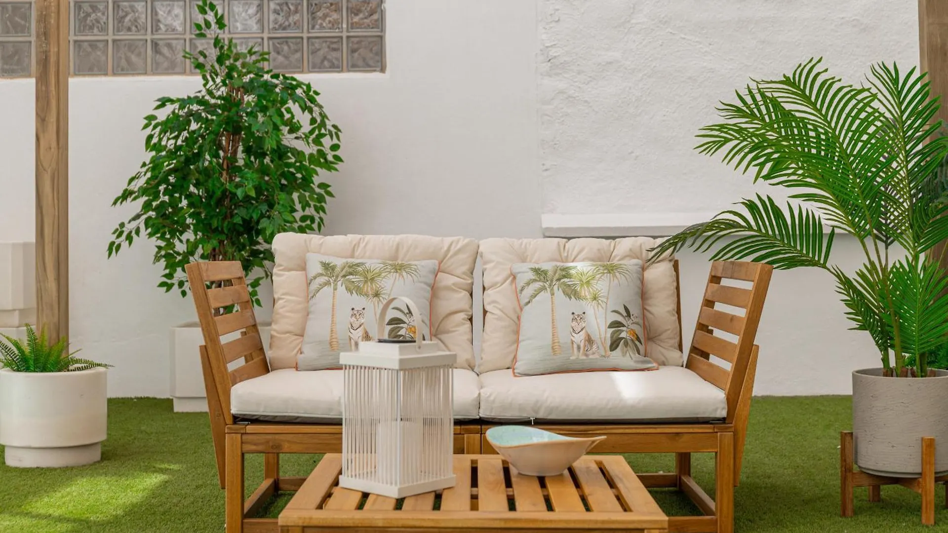 C30 Deluxe Studio With Terrace Into Cathedral Square Apartment Malaga