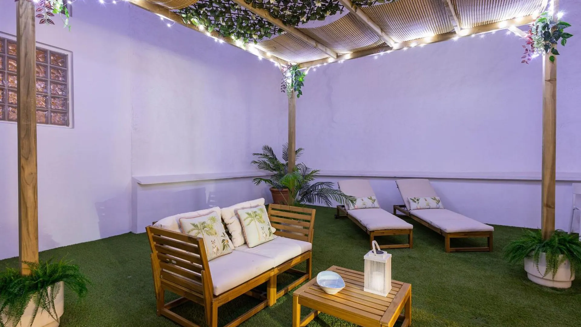 C30 Deluxe Studio With Terrace Into Cathedral Square Apartment Malaga 0*,  Spain