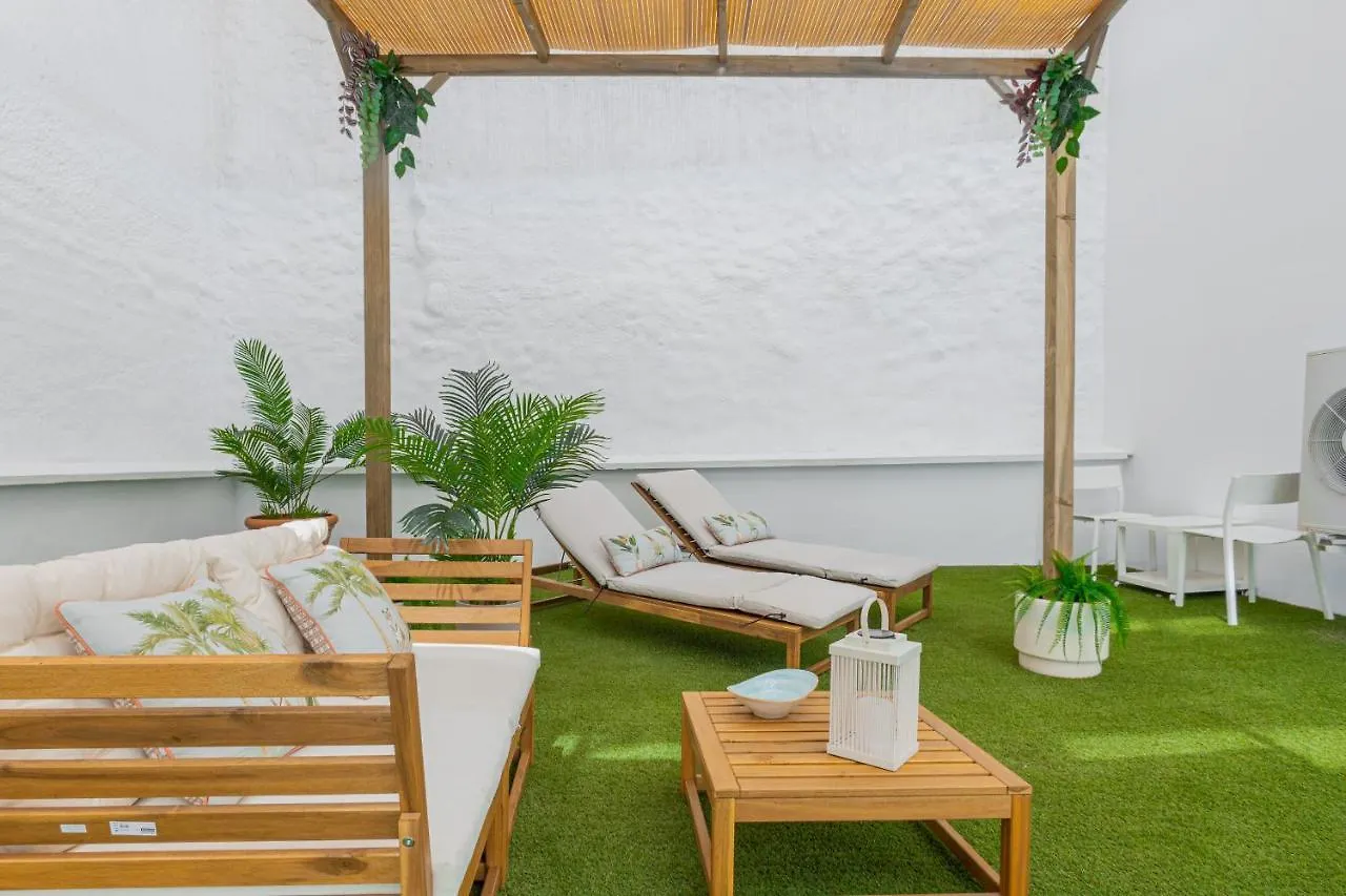 Апартаменты C30 Deluxe Studio With Terrace Into Cathedral Square Малага