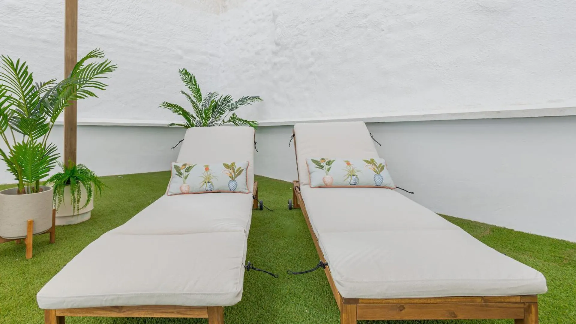 公寓 马拉加C30 Deluxe Studio With Terrace Into Cathedral Square公寓