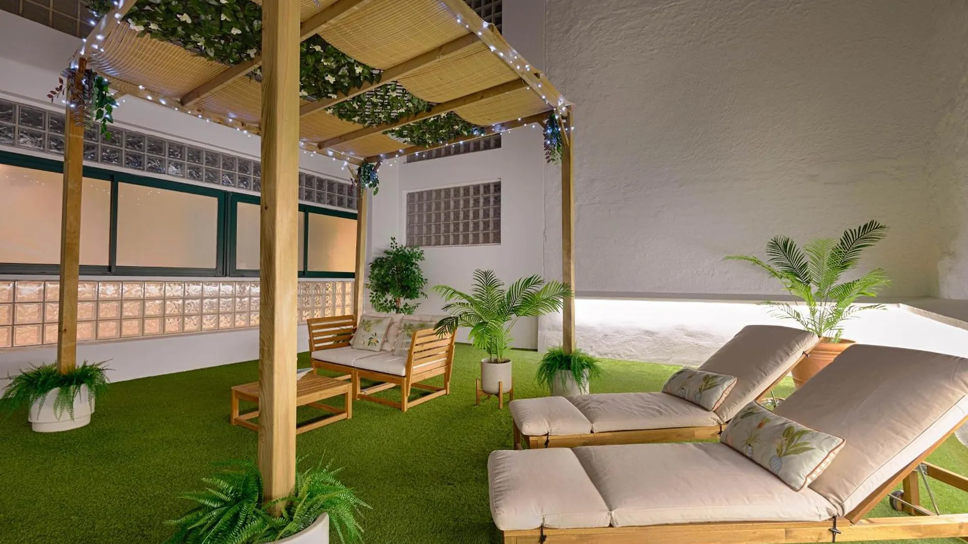 马拉加C30 Deluxe Studio With Terrace Into Cathedral Square公寓