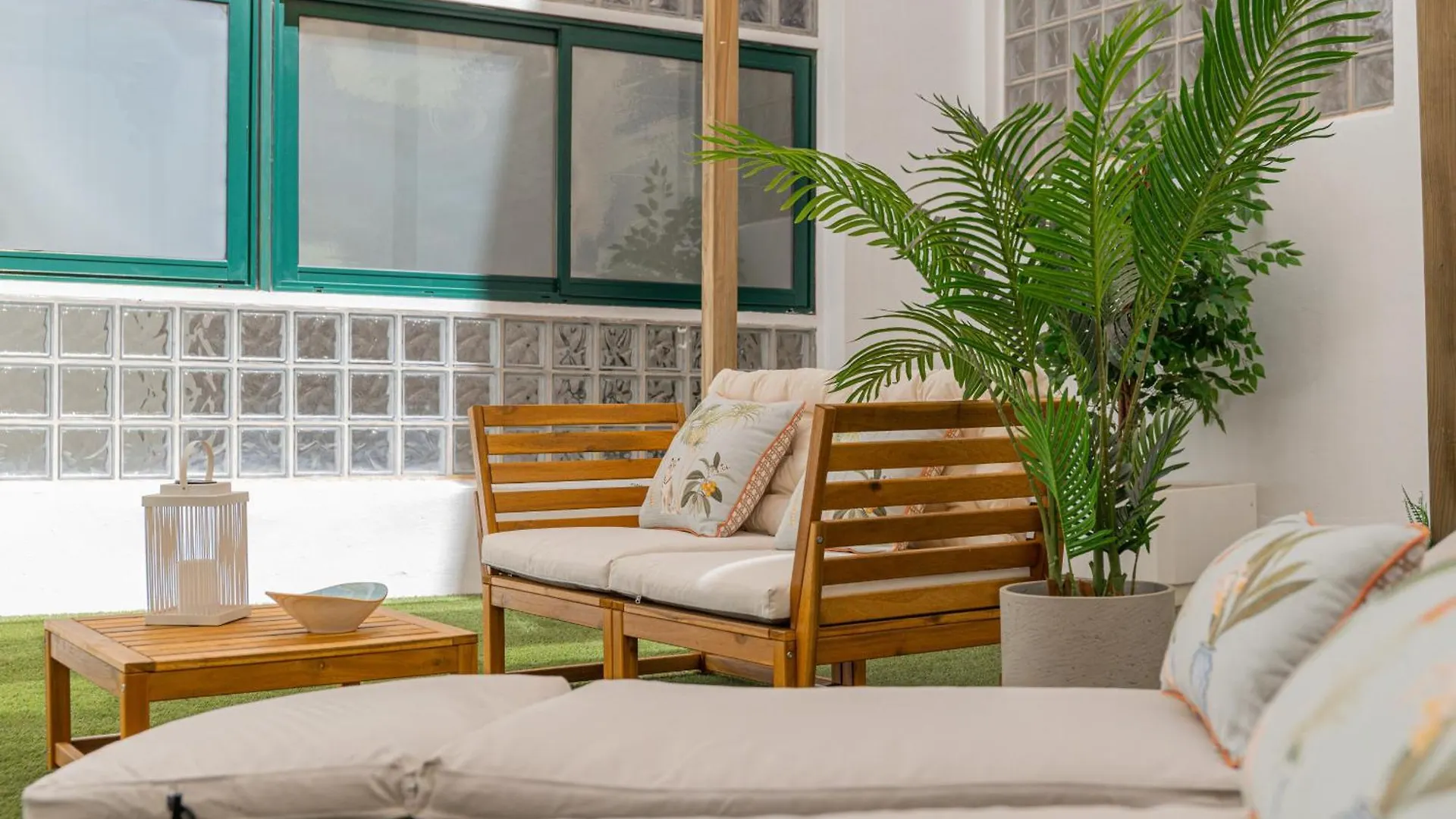 C30 Deluxe Studio With Terrace Into Cathedral Square Apartment Malaga 0*,